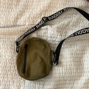 Baggu Crossbody